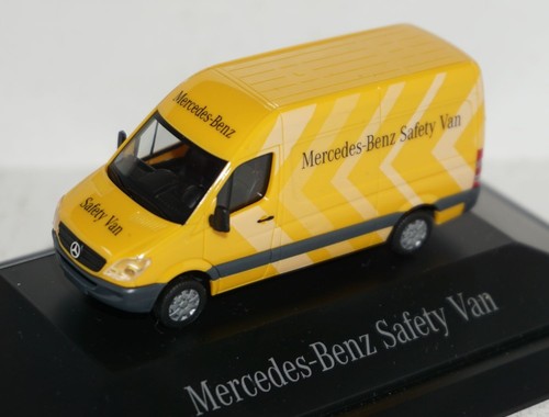 Herpa mercedes benz - safety, van