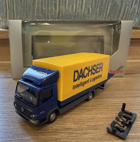 Herpa mercedes benz - herpa, 1:87